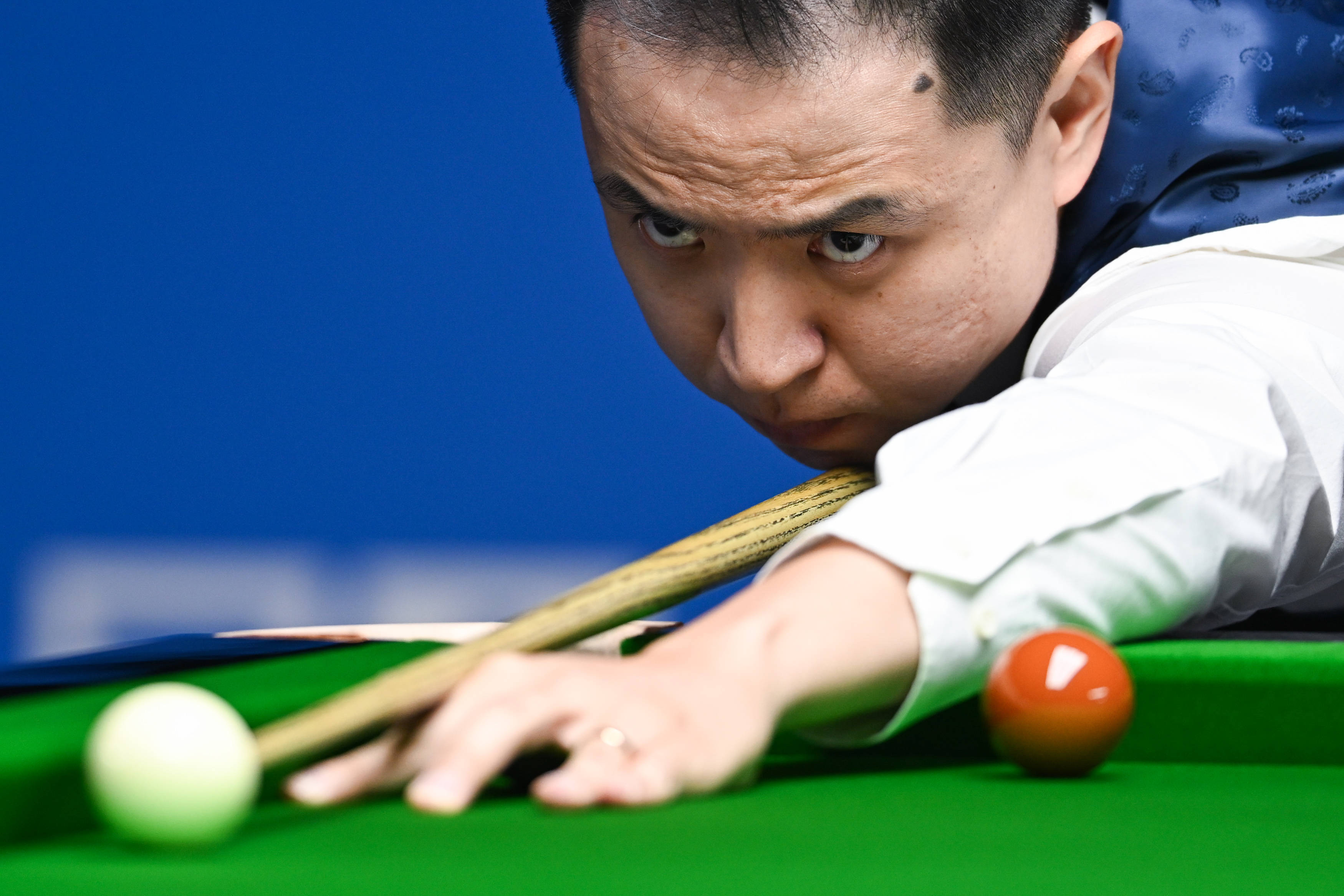 更是与地方 更是与地方