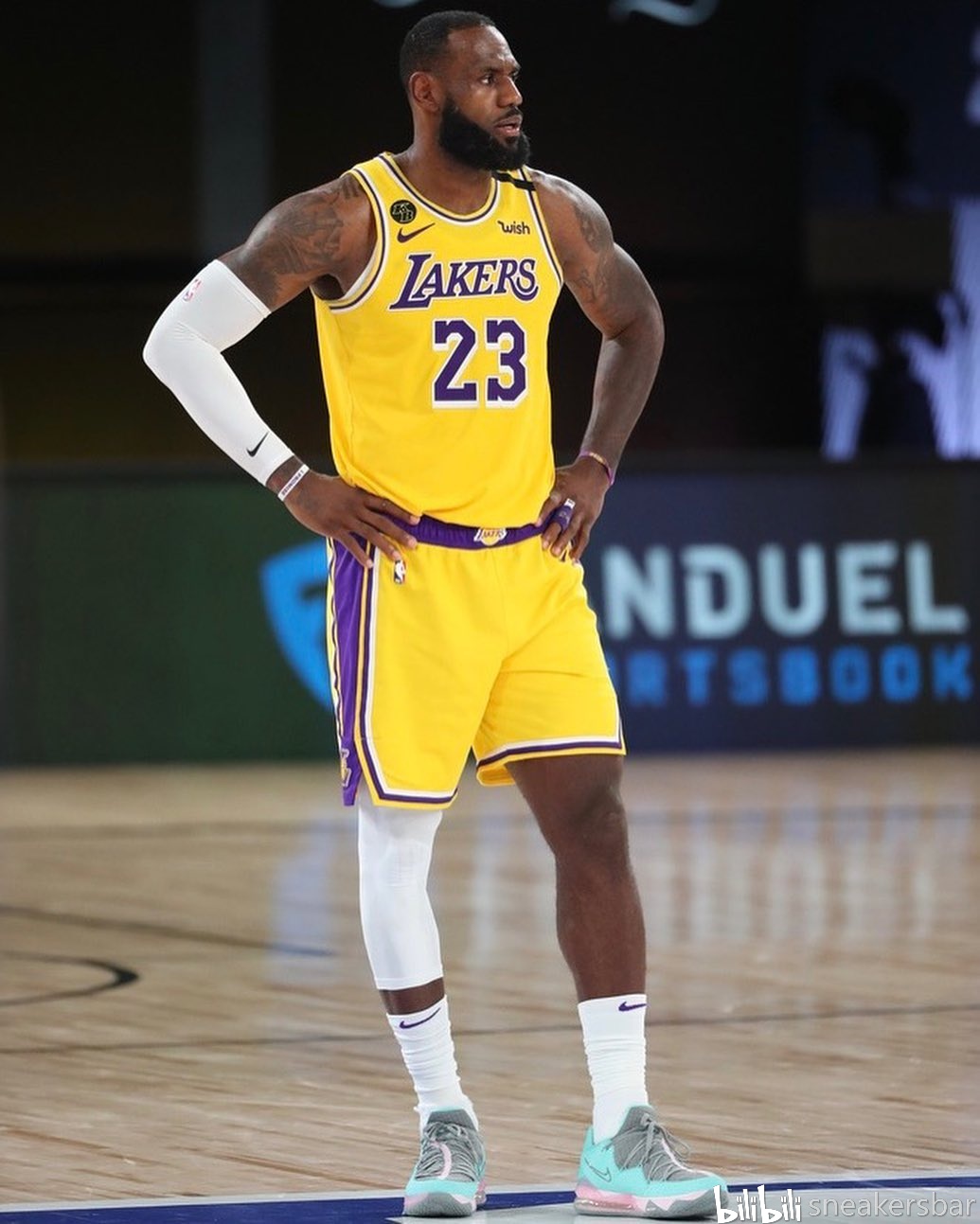 敌GW出局 敌GW出局